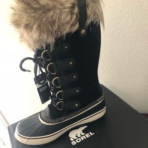 Sorel Joan of artic boots